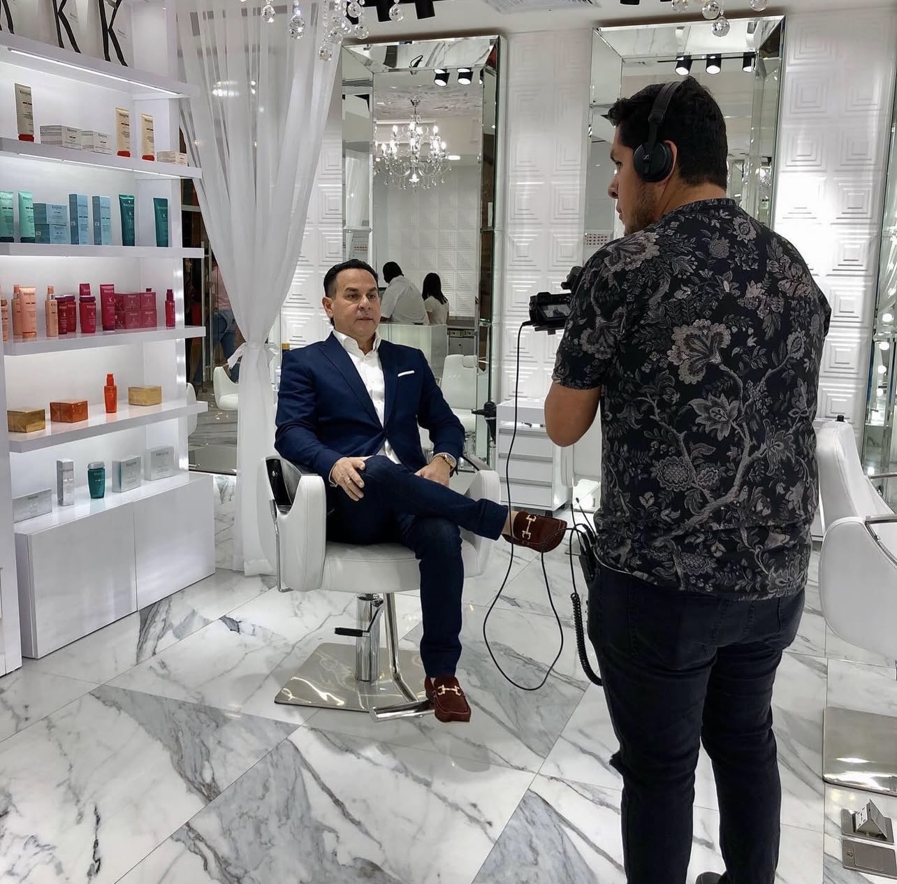 Marco Tulio — salon operations